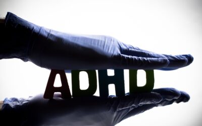 Når kroppen reagerer før tanken – og hvorfor regulering altid kommer før indsigt